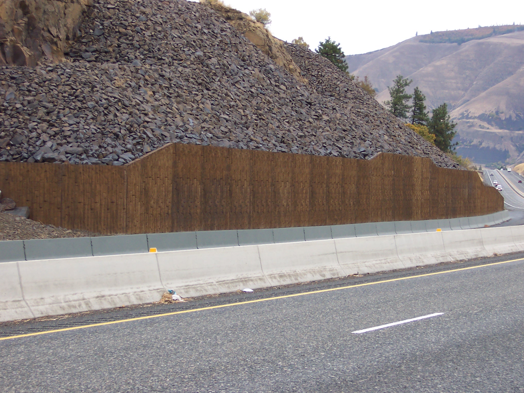 I-84 Rockfall MSE 2 Stage ERS Wall