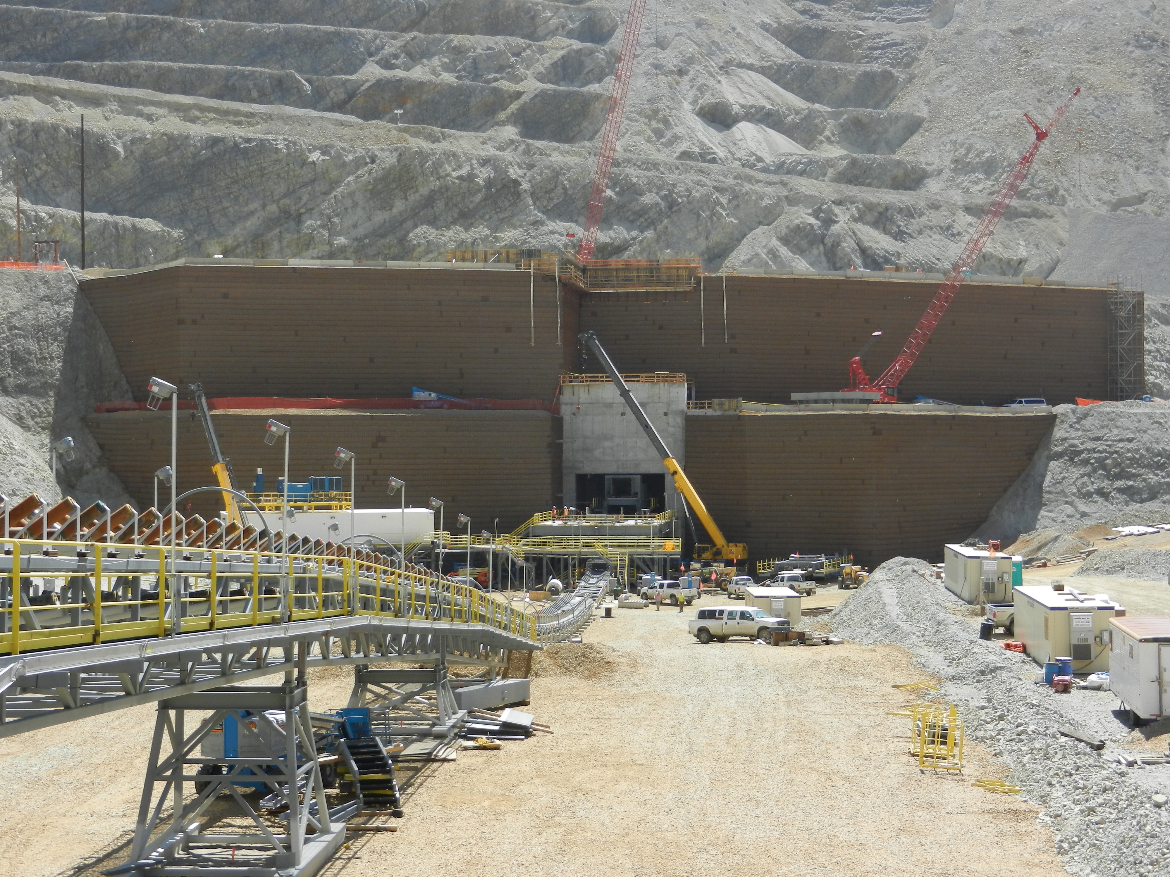 Bingham Canyon Crusher Relocation 2010 MSE Welded Wire Wall